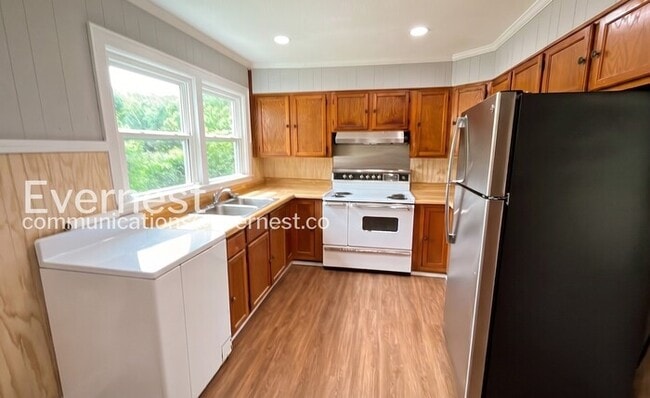 Building Photo - 2936 Boynton Dr
