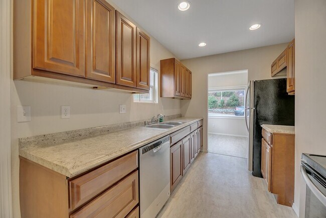 Foto del edificio - 7515 Cascade Dr