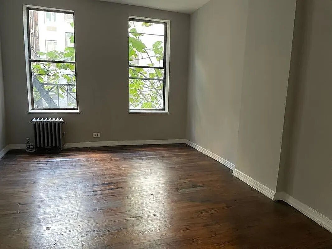 Foto del edificio - 231 E 4th St