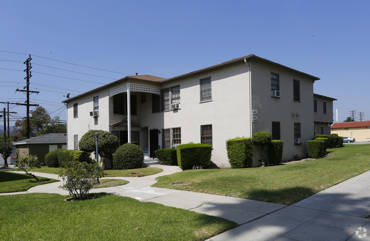 Primary Photo - 1038-1040 W Glenoaks Blvd