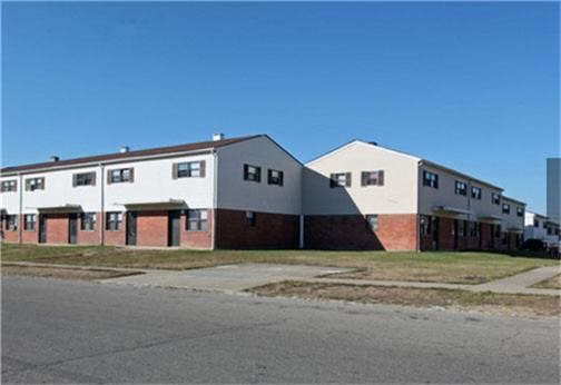 Building Photo - 2021 Palisades Dr