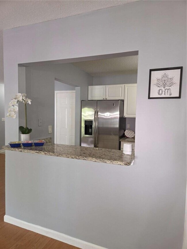 Building Photo - 3599 Woodbriar Cir