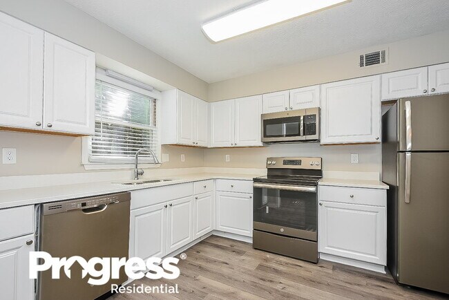 Foto del edificio - 251 Summer Pond Trail
