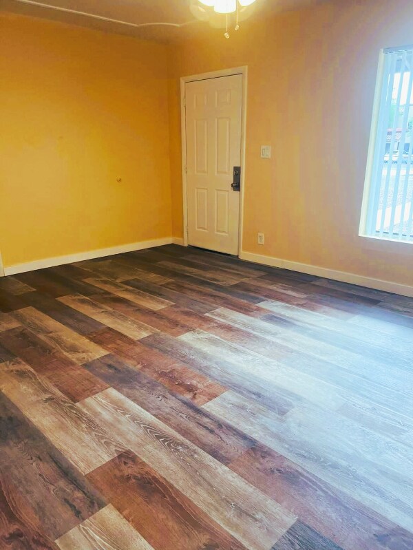 Foto del edificio - 3002 E McKinley St