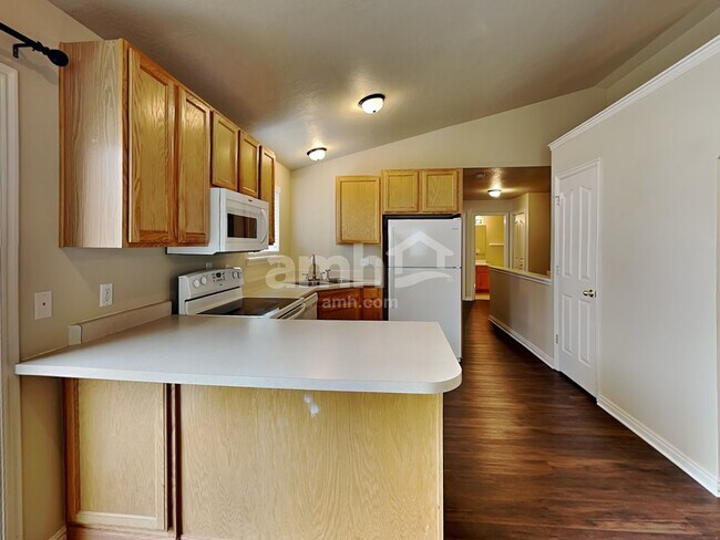 Building Photo - 6828 S Oquirrh Ridge Rd