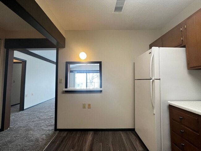 Foto del edificio - $1,070 | 1 Bedroom, 1 Bathroom House | Pet...