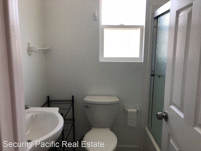 Foto del edificio - 2 br, 1 bath House - 335 39th St.#A