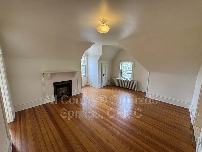 Photo - 1238 Wood Avenue