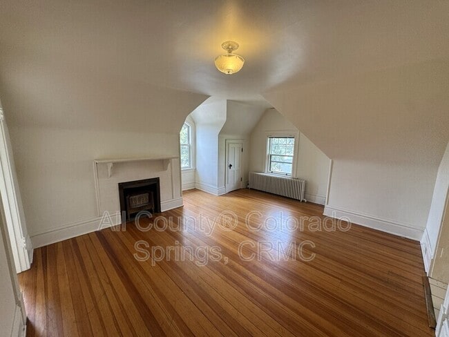 Photo - 1238 Wood Ave Apartment
