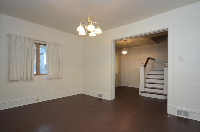 Building Photo - 1329 2nd Ave