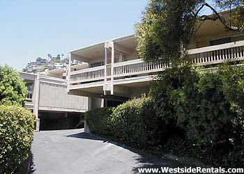 Primary Photo - 400 Loma Ter