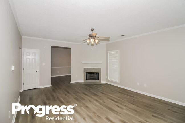 Building Photo - 8730 Eagle View Dr