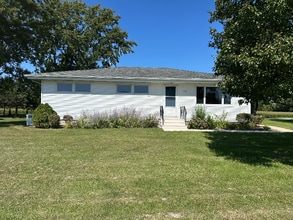 Building Photo - 532 E Corning Rd