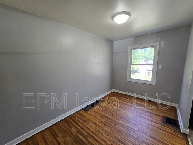 Foto del edificio - 227 Madison St