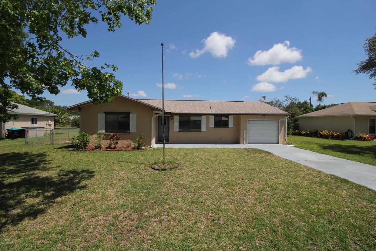 Foto principal - 1047 Grandeur St SE