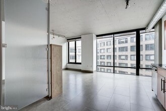 Building Photo - 1133 14th St NW