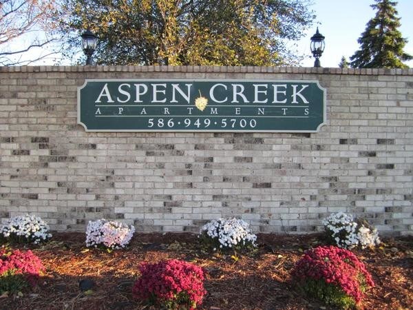 Apartment In Chesterfield Farms