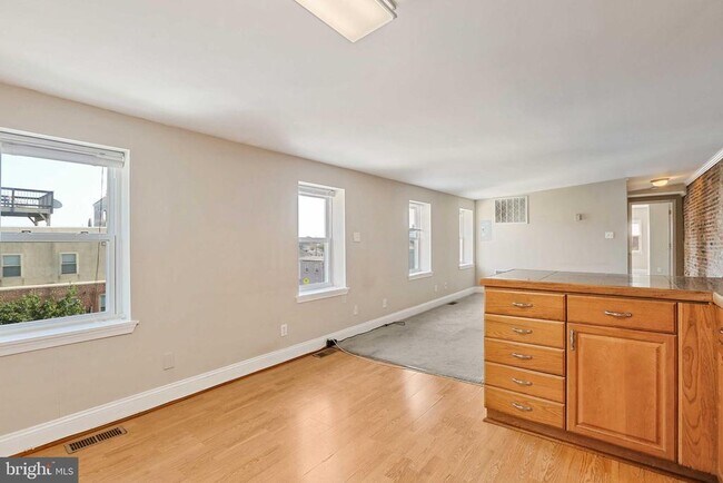 Foto del edificio - 249 S Chester St