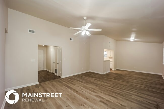 Building Photo - 380 Fleming Ct