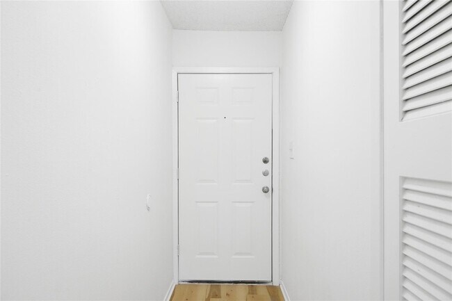 Foto del edificio - 2707 Windswept Cove