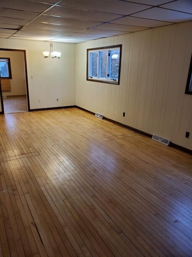 Building Photo - 1416 Beech St