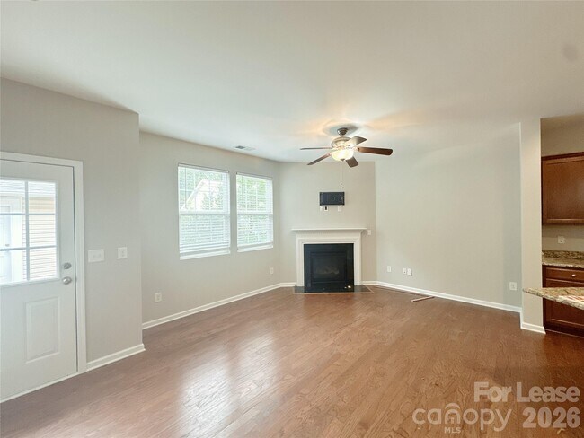 Foto del edificio - 11228 Cedar Walk Lane