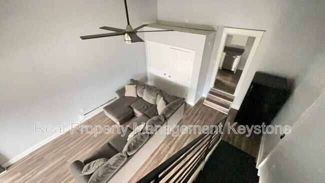 Foto del edificio - 1245 Chartiers Ave
