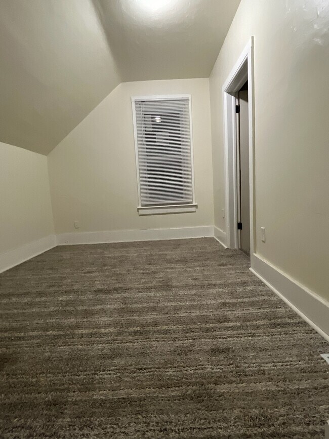 Foto del edificio - 104 Lake St