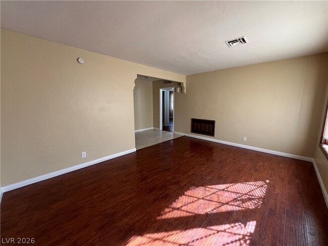 Building Photo - 1425 Wengert Ave