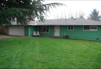 Building Photo - 147 Idylwood Dr SE