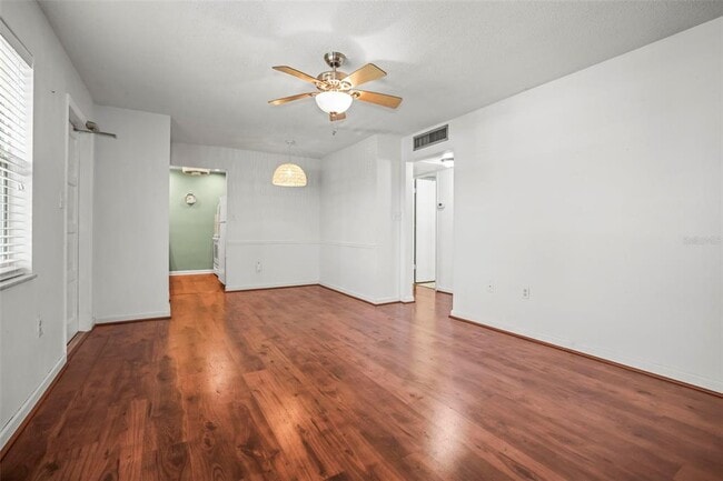 Foto del edificio - 11655 3rd St E