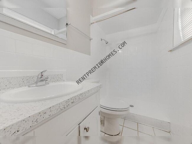 Foto del edificio - 200 Timberline Dr