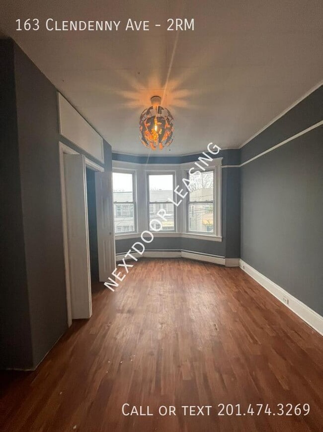 Foto del edificio - 163 Clendenny Ave