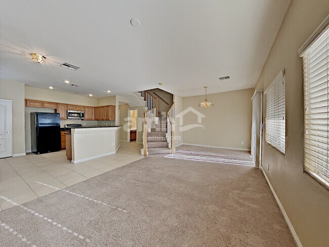 Building Photo - 9996 Aspen Rose St