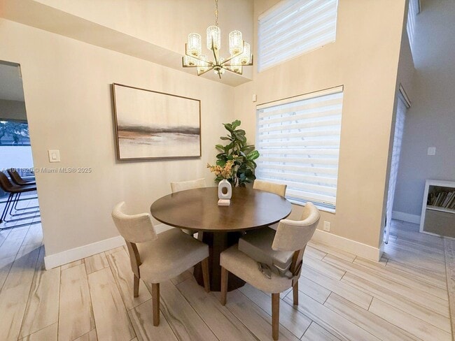 Foto del edificio - 1229 NW 125th Terrace