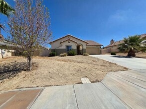Building Photo - 43826 Countryside Dr