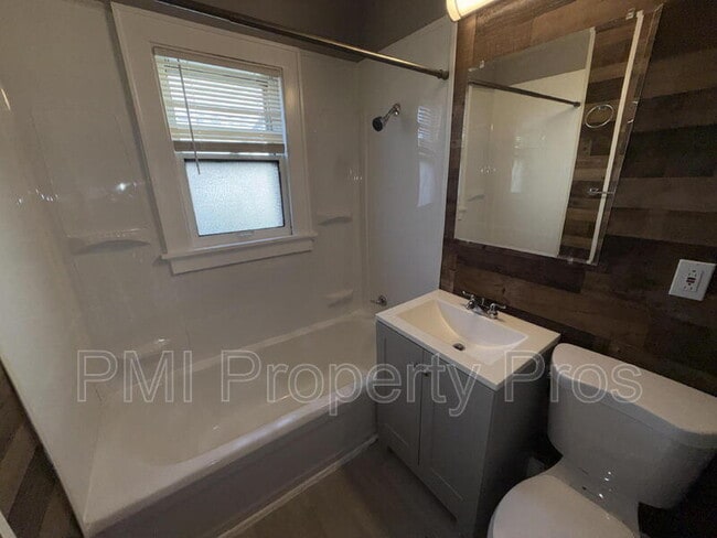 Foto del edificio - 3007 N 23rd St