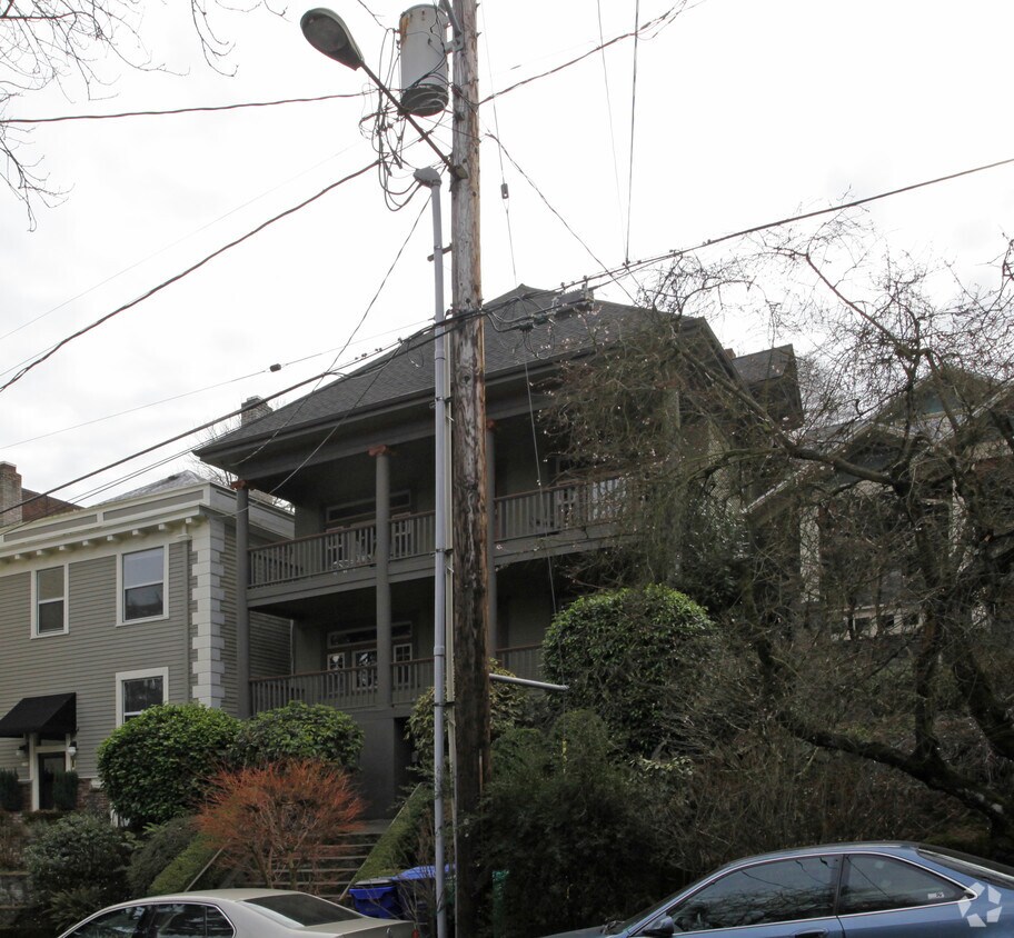 Foto del edificio - 2360 NW Glisan St