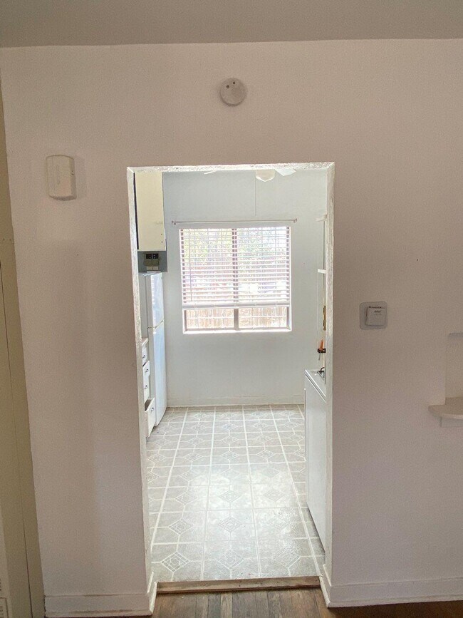 Foto del edificio - 1414 Tijeras Ave NE