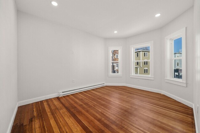 Foto del edificio - 53 Woodford St