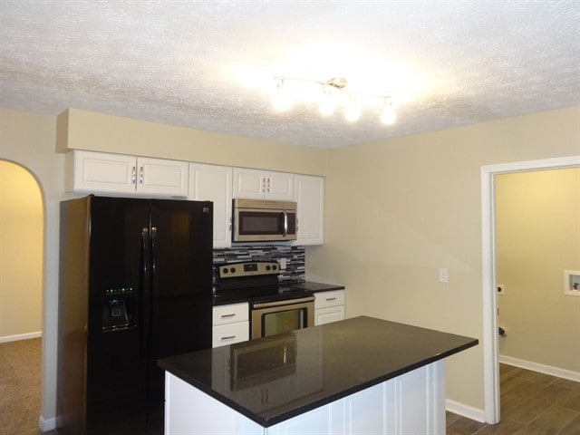 Building Photo - 5116 Sand Ct