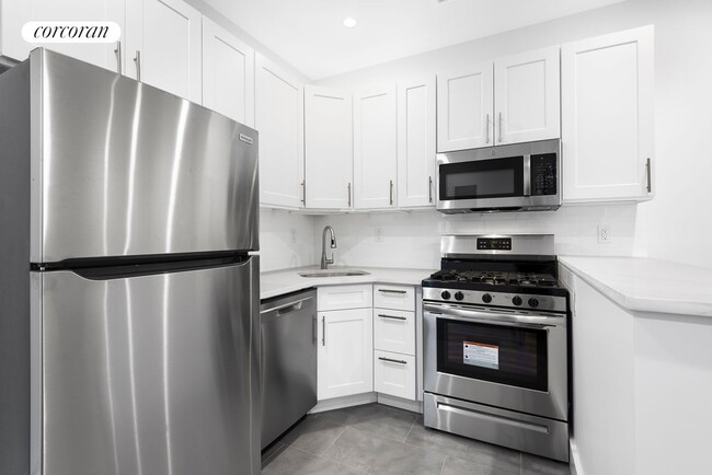 Foto del edificio - 423 W 125th St