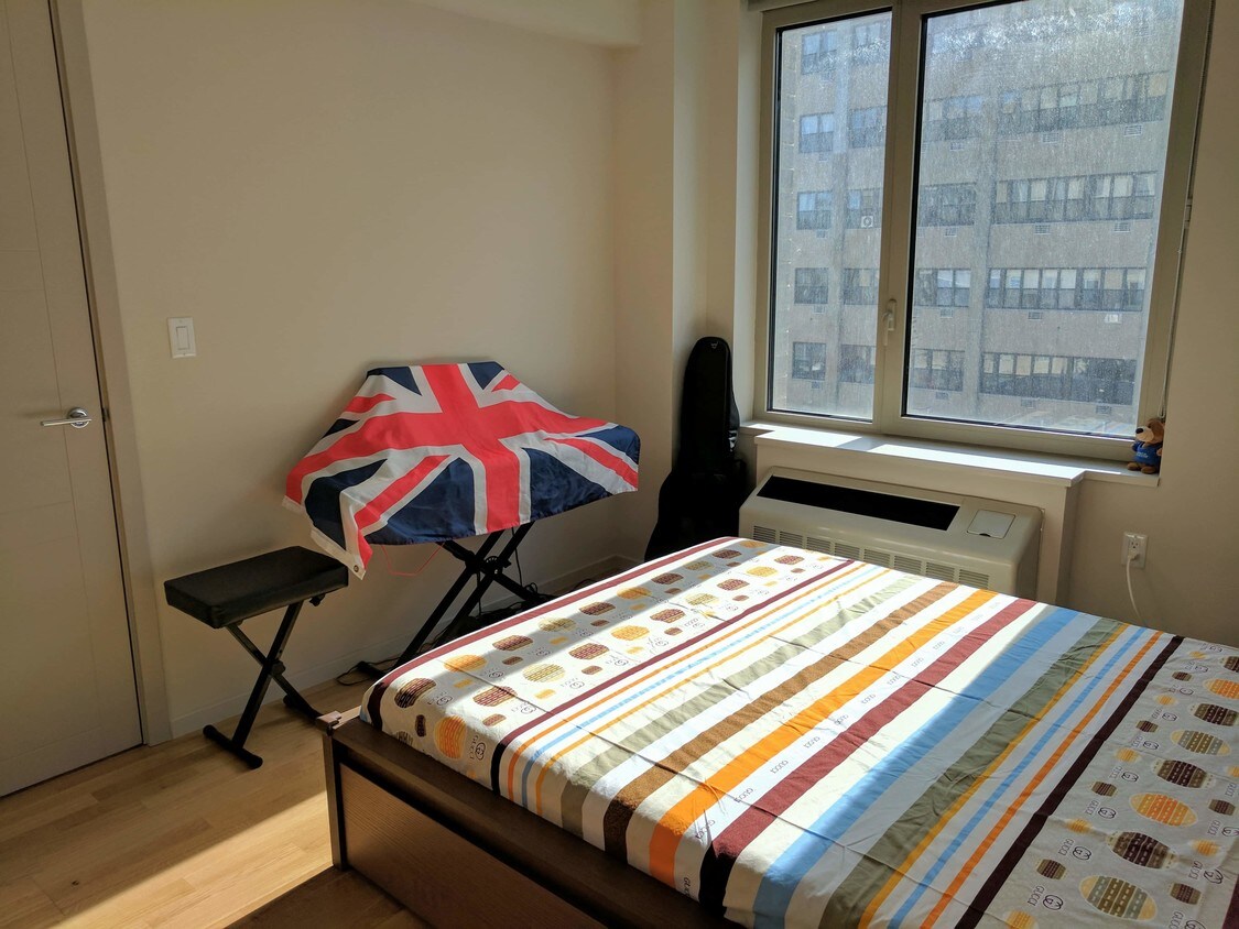 Foto principal - 505 St Marks Ave