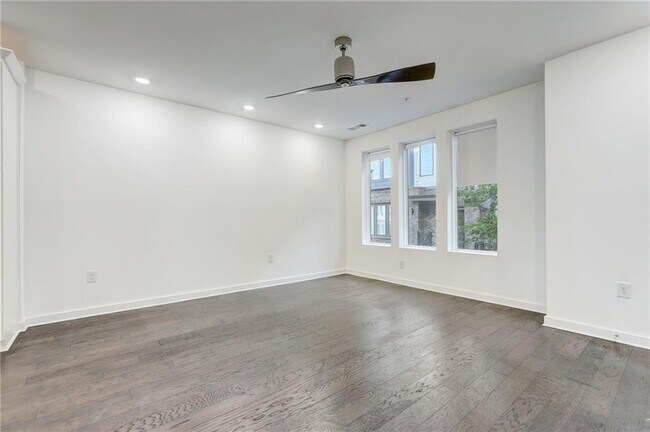 Foto del edificio - 375 Pratt St SE