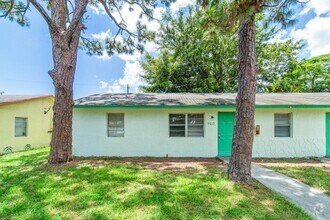 Building Photo - 4815 Gulfstream Rd