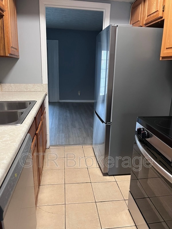 Foto del edificio - 2584 Stratford Ln