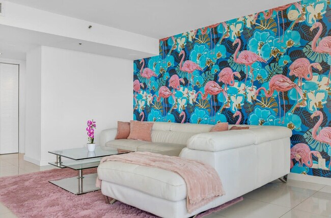 Foto del edificio - 1717 N Bayshore Dr