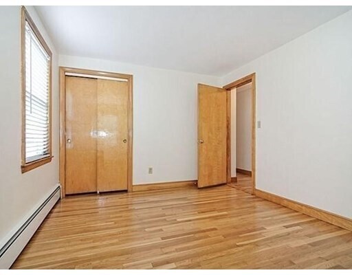 Foto del edificio - 81 Hawthorne St