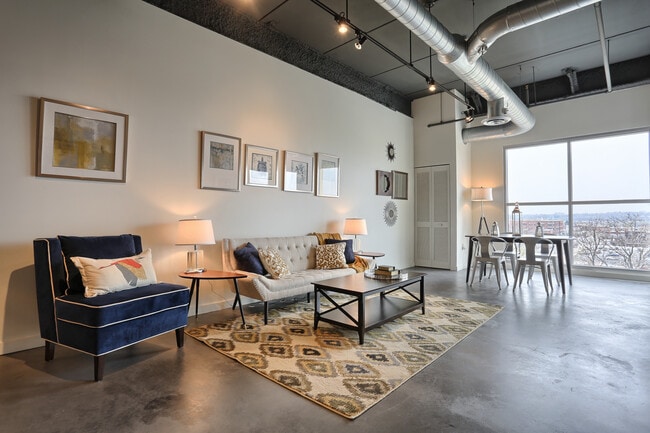 Sunny living areas with open floor plans - The 1500 Condominium