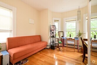 Building Photo - 39 Skehan St